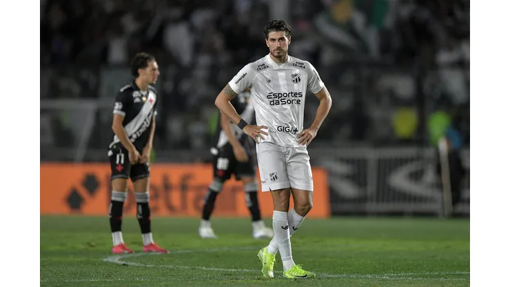 RJ - RIO DE JANEIRO - 14/09/2025 - BRASILEIRO A 2025, VASCO X CEARA - Pedro Raul jogador do Ceara durante partida contra o Vasco no estadio Sao Januario pelo campeonato Brasileiro A 2025. Foto: Thiago Ribeiro/AGIF