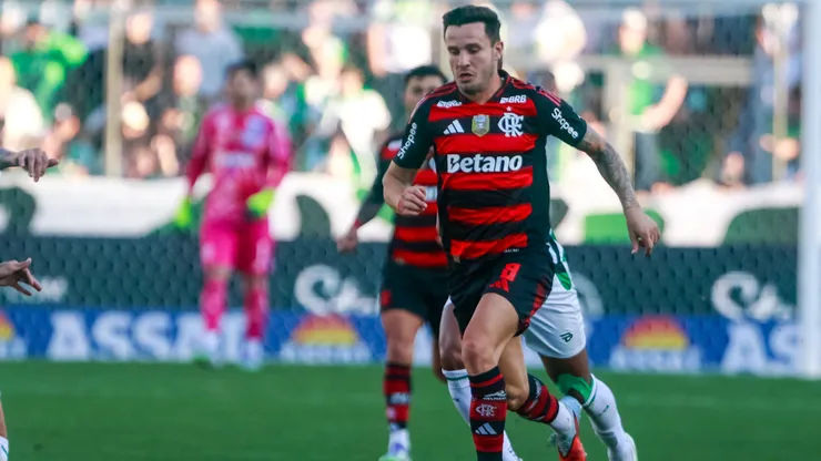 Saúl durante Juventude x Flamengo em Caxias do Sul