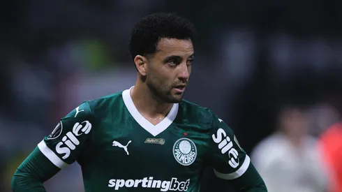 Felipe Anderson continuará no Palmeiras.