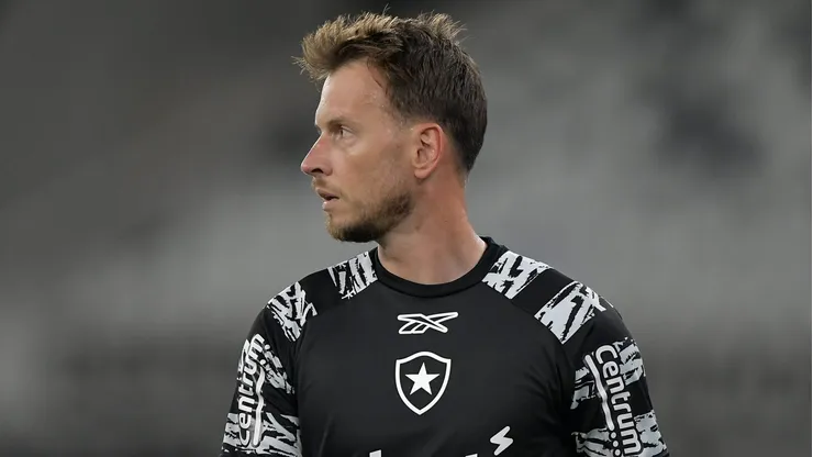 Neto durante confronto contra a LDU na Libertadores de 2025.