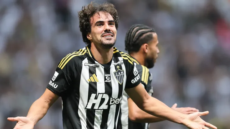 MG - BELO HORIZONTE - 14/09/2025 - BRASILEIRO A 2025, ATLETICO-MG X SANTOS - Igor Gomes jogador do Atletico-MG comemora seu gol durante partida contra o Santos no estadio Arena MRV pelo campeonato Brasileiro A 2025. Foto: Gilson Lobo/AGIF