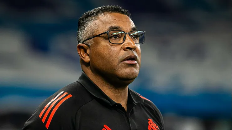 Roger Machado está pressionado no Internacional.