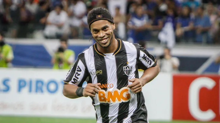 Ronaldinho Gaucho. Cruzeiro x Atletico-MG pela final do Campeonato Mineiro 2013 no Estadio Mineirao 19 de Maio de 2013, Belo Horizonte, Minas Gerais, Brasil. Foto: Bruno Cantini/AGIF