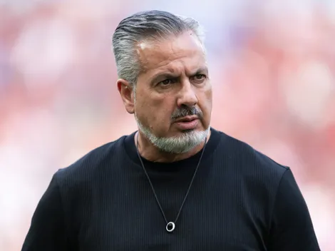 Boto, do Flamengo, dá sua opinião sobre desistência por Mikey Johnston