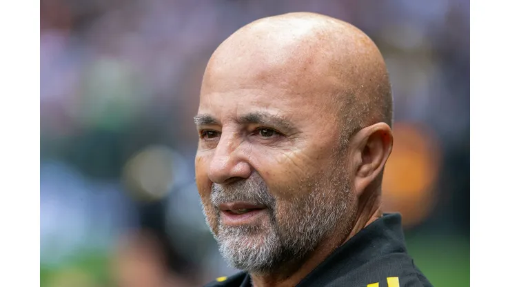 MG - BELO HORIZONTE - 14/09/2025 - BRASILEIRO A 2025, ATLETICO-MG X SANTOS - Sampaoli tecnico do Santos durante partida contra o Atletico-MG no estadio Arena MRV pelo campeonato Brasileiro A 2025. Foto: Fernando Moreno/AGIF