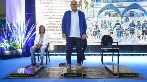 RS – FUTEBOL/ANIVERSARIO GREMIO 122 ANOS – ESPORTES – Gremio homenageia os ex-atletas Marianita, Acre e Carlos Miguel com a calada da fama dentro das festividades dos 122 anos de historia do Gremio Foot-Ball Porto Alegrense. FOTO: LUCAS UEBEL/GREMIO FBPA