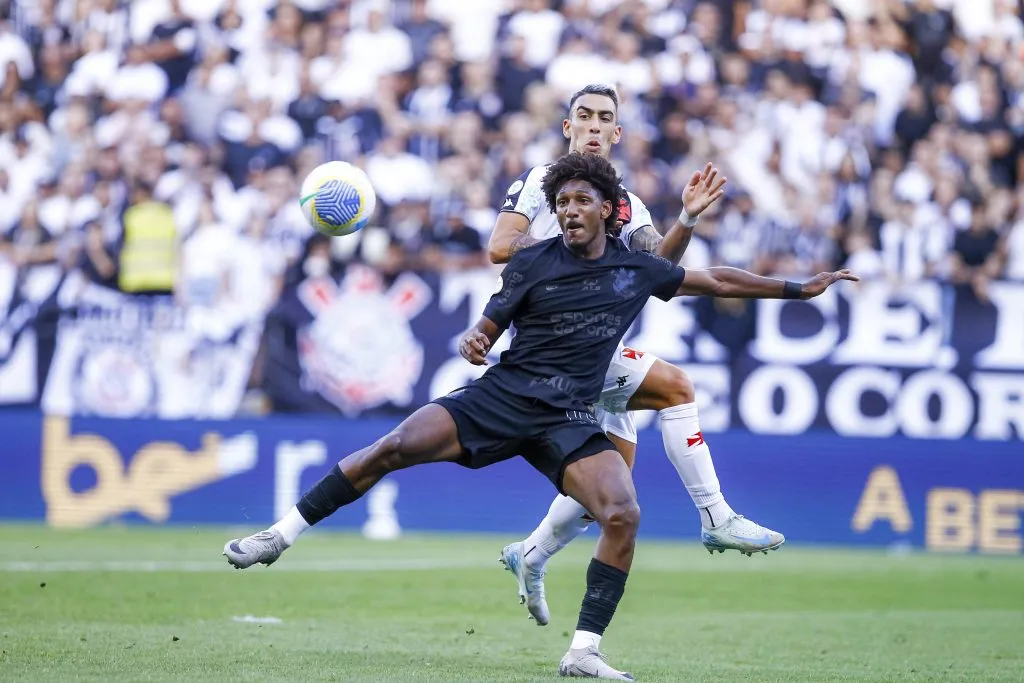 Talles Magno jogador do Corinthians durante partida contra o Vasco no estadio Arena Corinthians pelo campeonato Brasileiro A 2024. Foto: Marco Miatelo/AGIF