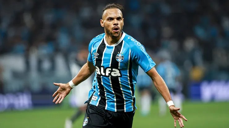 Braithwaite em ação pelo Grêmio. Foto: AGIF