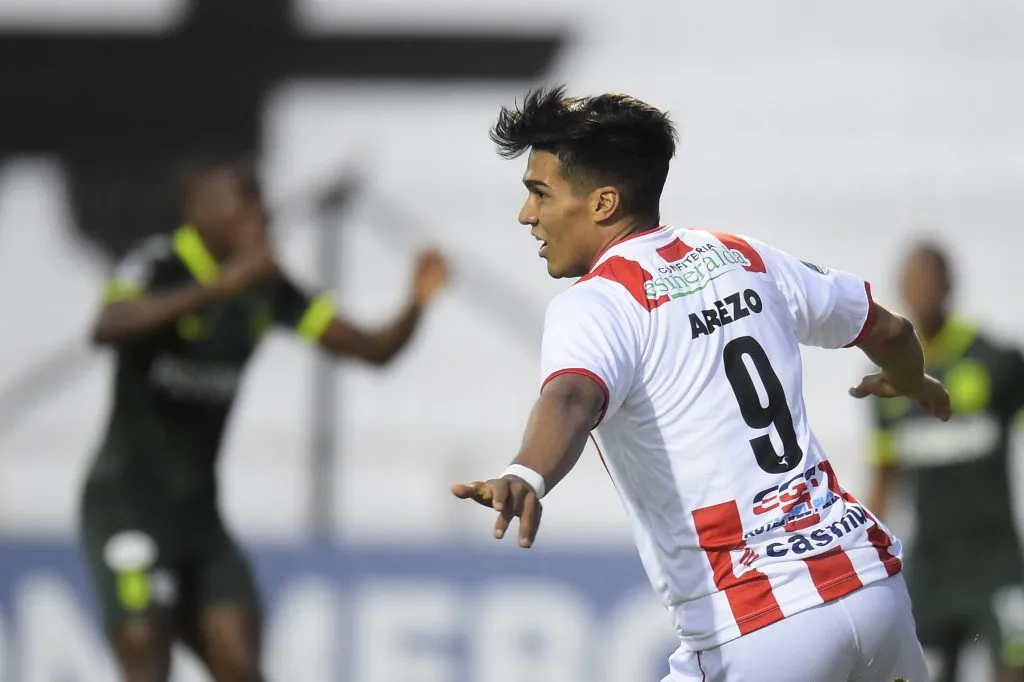 MONTEVIDEO, URUGUAY – NOVEMBER 04: Matías Arezo of River Plate celebrates after scoring the first goal of his team during a second leg match of the second round of Copa CONMEBOL Sudamericana 2020 between River Plate (URU) and Atlético Nacional at Parque Viera Stadium on November 04, 2020 in Montevideo, Uruguay. (Photo by Dante Fernandez – Pool/Getty Images)