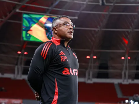 Roger Machado é atacado por Paulo Nunes