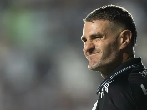 Vasco pode barrar Vegetti após queda de rendimento