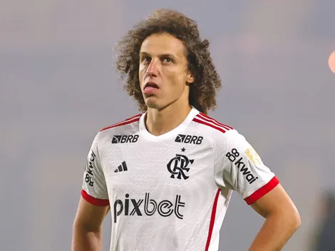 Torcida do Corinthians não aprova contratação de David Luiz