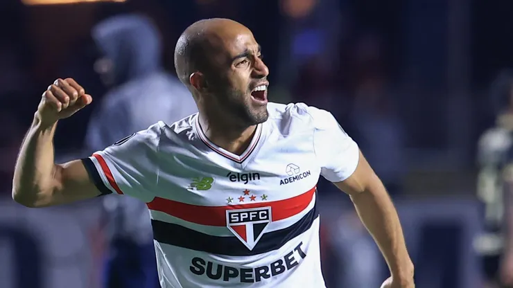 Lucas Moura está perto de voltar a jogar pelo São Paulo.