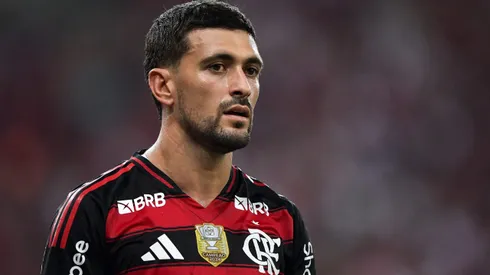 Arrascaeta jogador do Flamengo durante partida contra o Fortaleza no estadio Maracana pelo campeonato Brasileiro A 2025.