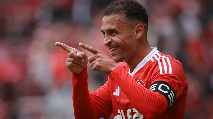 Alan Patrick jogador do Internacional comemora seu gol durante partida contra o Ceara no estadio Beira-Rio pelo campeonato Brasileiro A 2025.