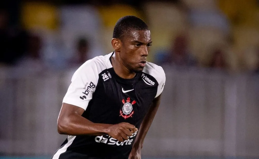 André Luiz em sua estreia diante do Fluminense (Foto: Rodrigo Coca – Agência Corinthians)