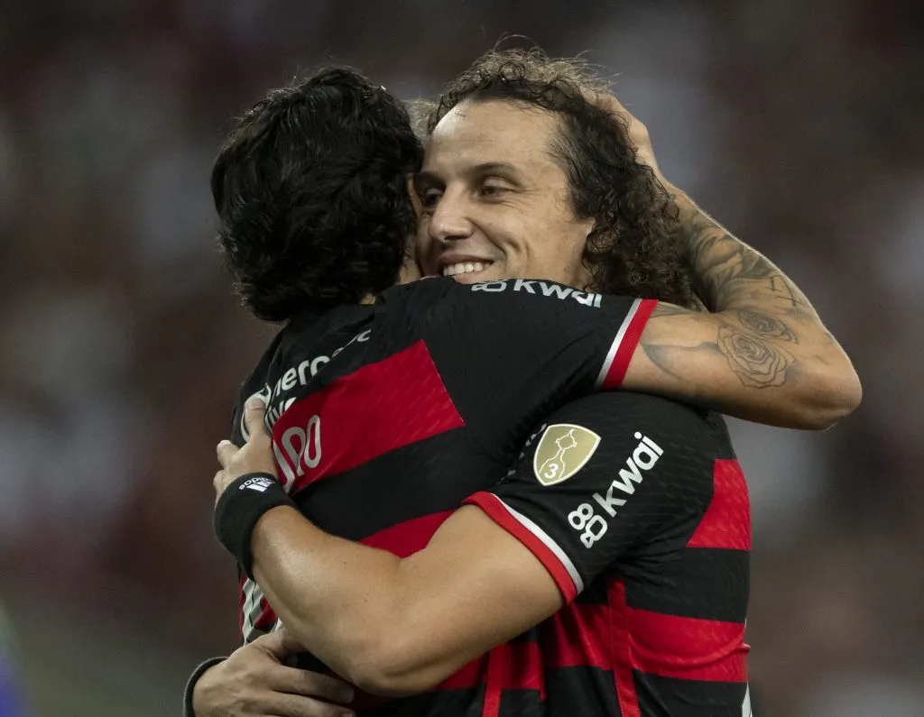 David Luiz saiu em defesa de Pedro. Foto: Jorge Rodrigues/AGIF