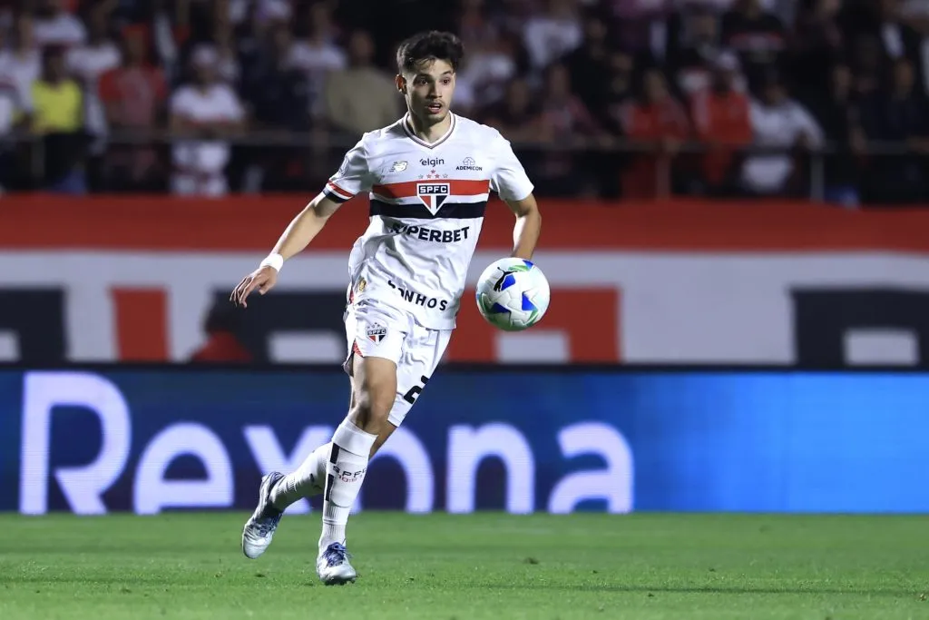 SP – SAO PAULO – 19/08/2025 – COPA LIBERTADORES 2025, SAO PAULO X ATLETICO NACIONAL – Bobadilla jogador do Sao Paulo durante partida contra o Atletico Nacional no estadio Morumbi pelo campeonato Copa Libertadores 2025. Foto: Marcello Zambrana/AGIF
