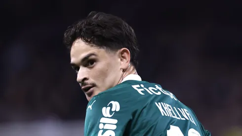 Khellven teve lesão no Palmeiras.