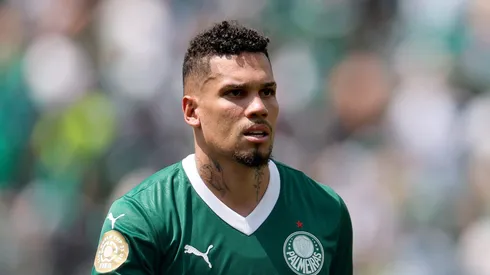 PHILADELPHIA, PENNSYLVANIA – JUNE 28: Paulinho #10 of Palmeiras looks on after the FIFA Club World Cup 2025 round of 16 match between SE Palmeiras and Botafogo FR at Lincoln Financial Field on June 28, 2025 in Philadelphia, Pennsylvania. (Photo by Francois Nel/Getty Images)