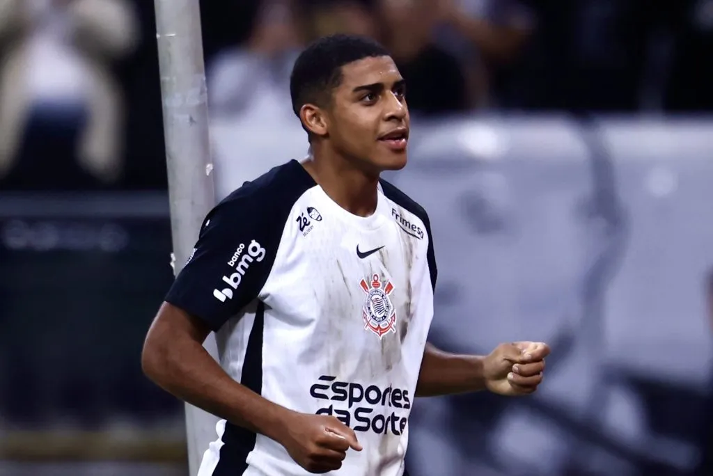 SP – SAO PAULO – 10/09/2025 – COPA DO BRASIL 2025, CORINTHIANS X ATHLETICO-PR – Gui Negao jogador do Corinthians comemora seu gol durante partida contra o Athletico-PR no estadio Arena Corinthians pelo campeonato Copa Do Brasil 2025. Foto: Marcello Zambrana/AGIF