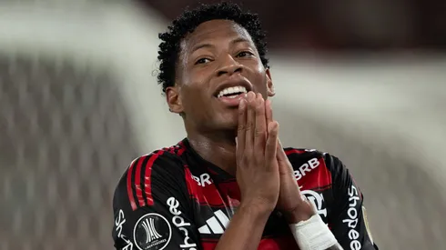 Gonzalo Plata foi expulso em Flamengo x Estudiantes