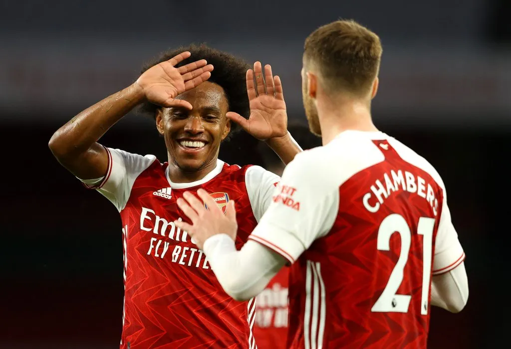 LONDON, ENGLAND – MAY 09: Willian of Arsenal celebrates scoring their side’s third goal during the Premier League match between Arsenal and West Bromwich Albion at Emirates Stadium on May 09, 2021 in London, England. Sporting stadiums around the UK remain under strict restrictions due to the Coronavirus Pandemic as Government social distancing laws prohibit fans inside venues resulting in games being played behind closed doors. (Photo by Richard Heathcote/Getty Images)