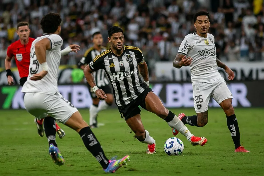 MG – BELO HORIZONTE – 20/04/2025 – BRASILEIRO A 2025, ATLETICO-MG X BOTAFOGO -Hulk jogador do Atletico-MG durante partida contra o Botafogo no estadio Mineirao pelo campeonato Brasileiro A 2025. Foto: Fernando Moreno/AGIF