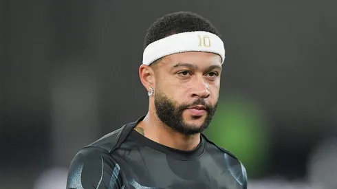 Corinthians paga R$ 700 mil por mês para manter Memphis Depay em hotel luxuoso em São Paulo
