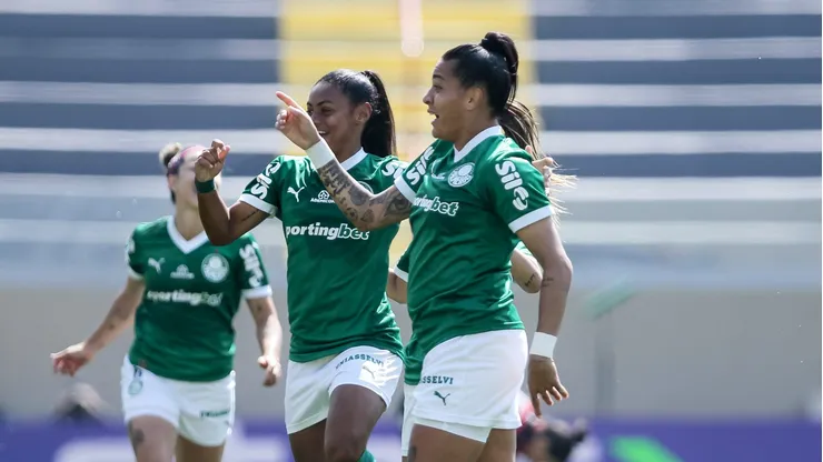 Palmeiras Feminino (Foto: Marco Miatelo/AGIF)