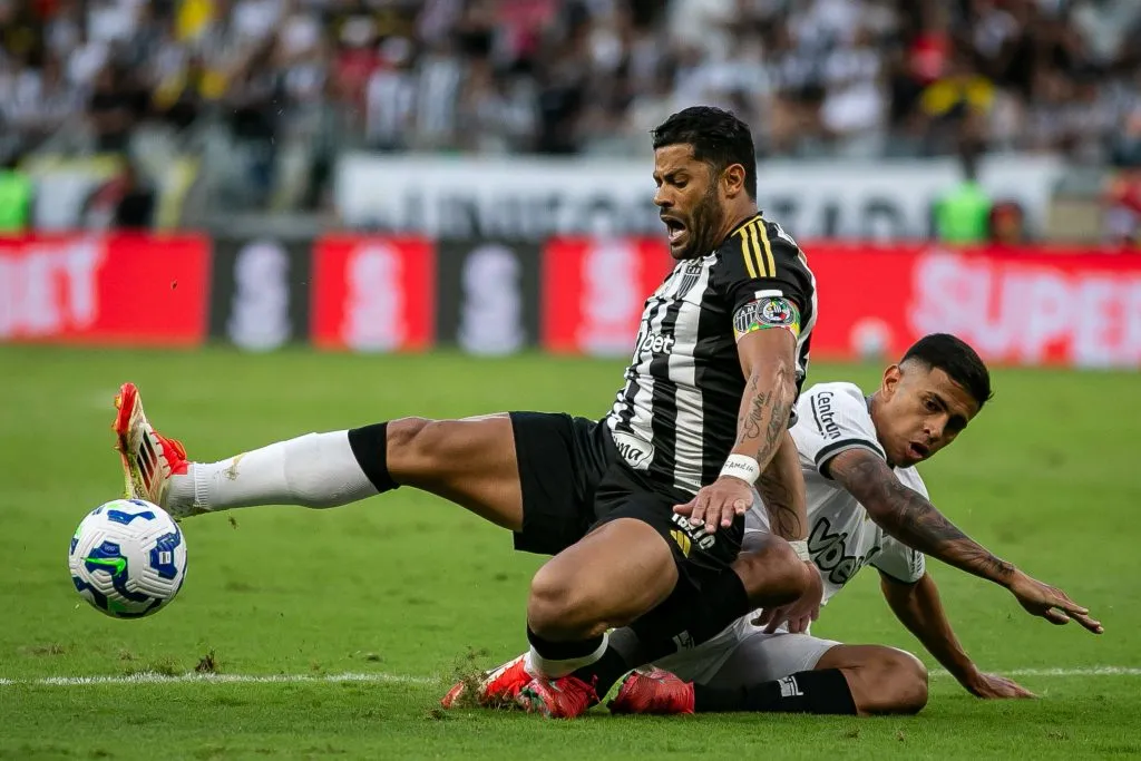 MG – BELO HORIZONTE – 20/04/2025 – BRASILEIRO A 2025, ATLETICO-MG X BOTAFOGO –  Hulk jogador do Atletico-MG durante partida contra o Botafogo no estadio Mineirao pelo campeonato Brasileiro A 2025. Foto: Fernando Moreno/AGIF