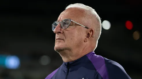 Dorival durante confronto contra o Fluminense no Campeonato Brasileiro de 2025.