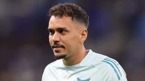 Eduardo durante confronto contra o São Paulo no Brasileirão 2025.