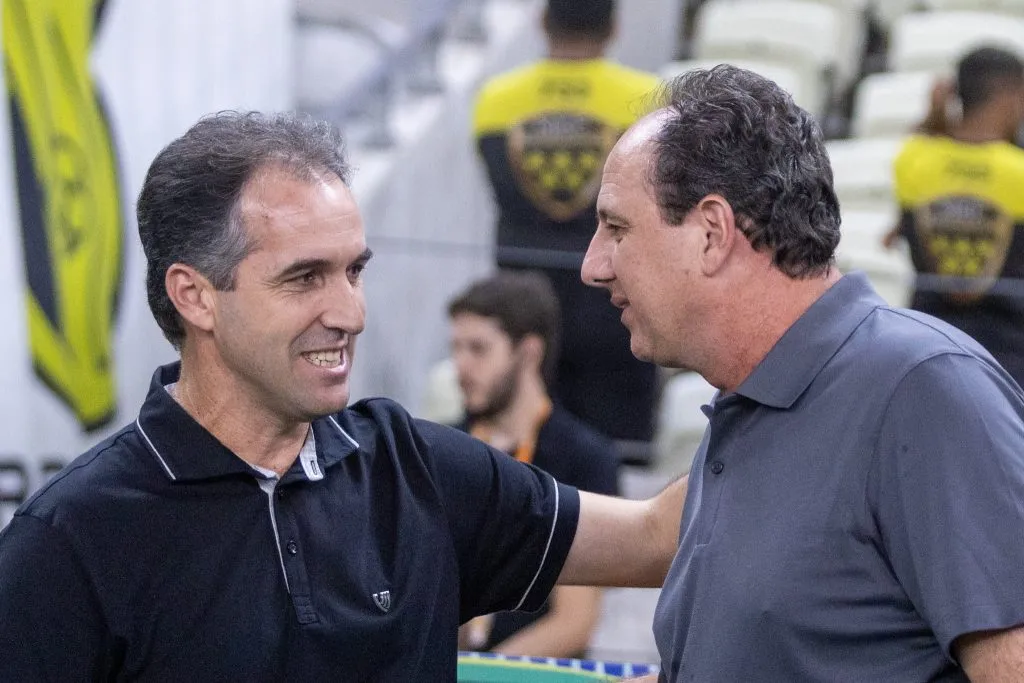 Leo Conde tecnico do Ceara durante partida contra o Bahia no estadio Arena Castelao pelo campeonato Brasileiro A 2025. Foto: Lucas Emanuel/AGIF