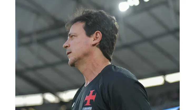 RJ - RIO DE JANEIRO - 21/09/2025 - BRASILEIRO A 2025, FLAMENGO X VASCO - Fernando Diniz tecnico do Vasco durante partida contra o Flamengo no estadio Maracana pelo campeonato Brasileiro A 2025. Foto: Thiago Ribeiro/AGIF