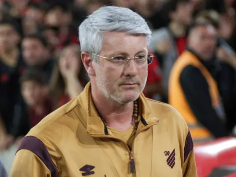 Internacional se distancia de Odair Hellmann devido à multa no Athletico-PR