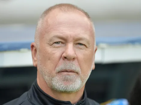 Mano é avisado que Cuellar tem problema físico e vira dúvida no Grêmio