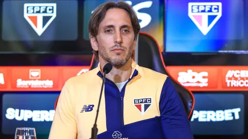 Luis Zubeldia e apresentado como novo tecnico do Sao Paulo.