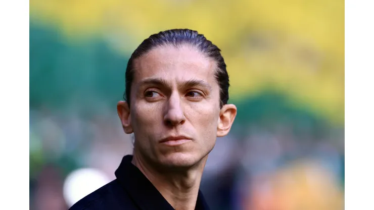 Filipe Luis tecnico do Flamengo durante partida contra o Palmeiras no estadio Arena Allianz Parque pelo campeonato Brasileiro A 2025. Foto: Marcello Zambrana/AGIF