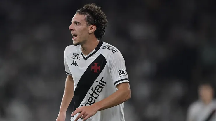 Nuno Moreira pode ser desfalque do Vasco contra o Bahia. Foto: AGIF