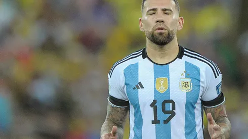 RJ – RIO DE JANEIRO – 23/11/2023 – ARQUIVO ELIMINATORIAS COPA DO MUNDO 2026, BRASIL X ARGENTINA – Jogador Otamendi da Argentina durante o hino em foto de arquivo de 21 de Novembro de 2023 durante partida contra Brasil no estadio Maracana pelo campeonato Eliminatorias Copa Do Mundo 2026. Foto: Jhony Pinho /AGIF