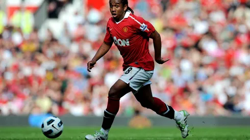 MANCHESTER, ENGLAND – APRIL 09: Anderson of Manchester United in action during the Barclays Premier League match between Manchester United and Fulham at Old Trafford on April 9, 2011 in Manchester, England. (Photo by Michael Regan/Getty Images)