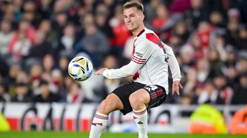 Giuliano Galoppo of River Plate makes a pass during to Torneo Clausura Betano 2025 match between River Plate and Godoy Cruz at Estadio Mas Monumental Antonio Vespucio Liberti on August 17, 2025 in Buenos Aires, Argentina.