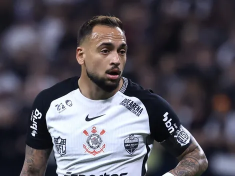 Maycon ainda não sabe se renovará com o Corinthians