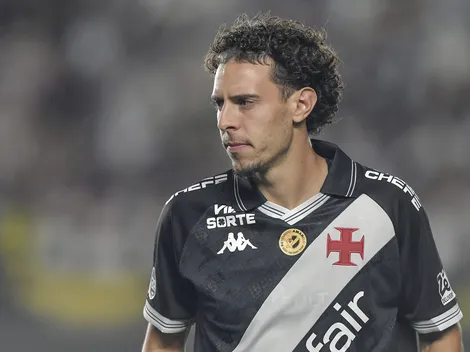 Nuno Moreira treina com o Vasco e deve ser relacionado para duelo diante do Bahia