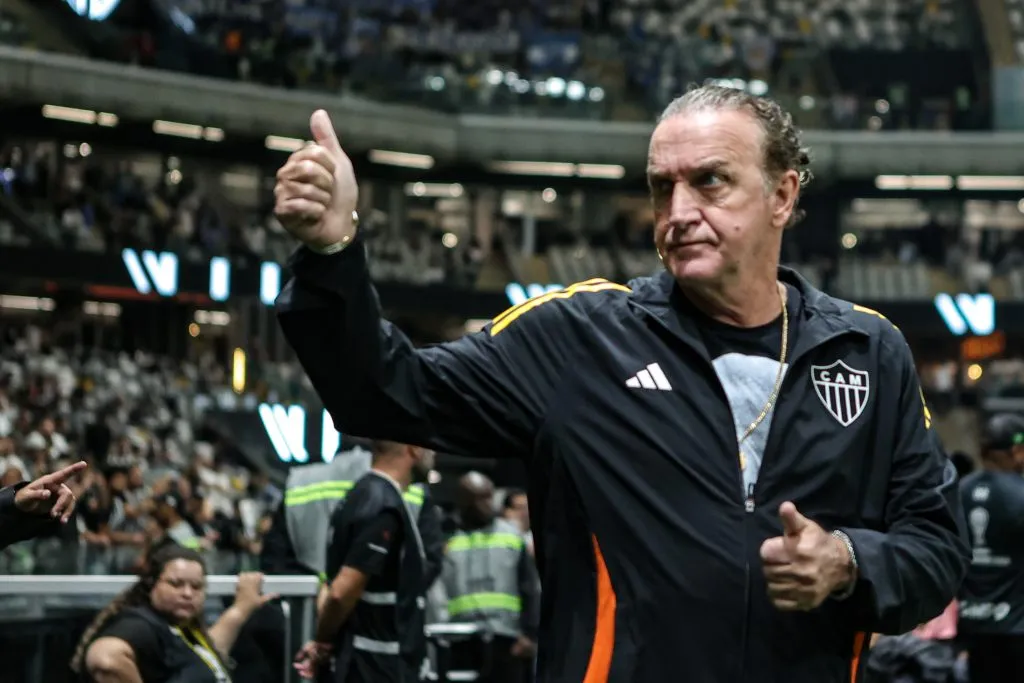 MG – BELO HORIZONTE – 14/08/2025 – COPA SUL-AMERICANA 2025, ATLETICO-MG X GODOY CRUZ – Cuca tecnico do Atletico-MG durante partida contra o Godoy Cruz no estadio Arena MRV pelo campeonato Copa Sul-americana 2025. Foto: Gilson Lobo/AGIF