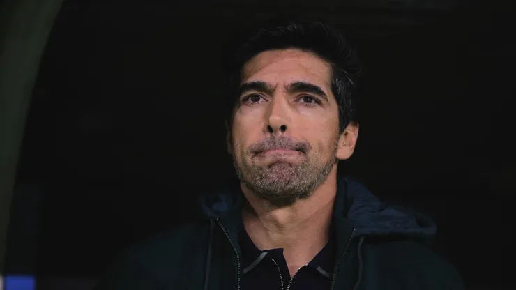 Abel Ferreira em Palmeiras x River Plate pela Libertadores 2025. Foto: Ettore Chiereguini/AGIF