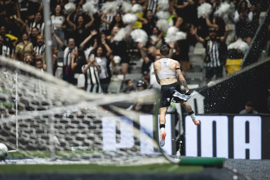 Bernard comemora gol da classificação do Galo. Foto: Pedro Souza/Atlético