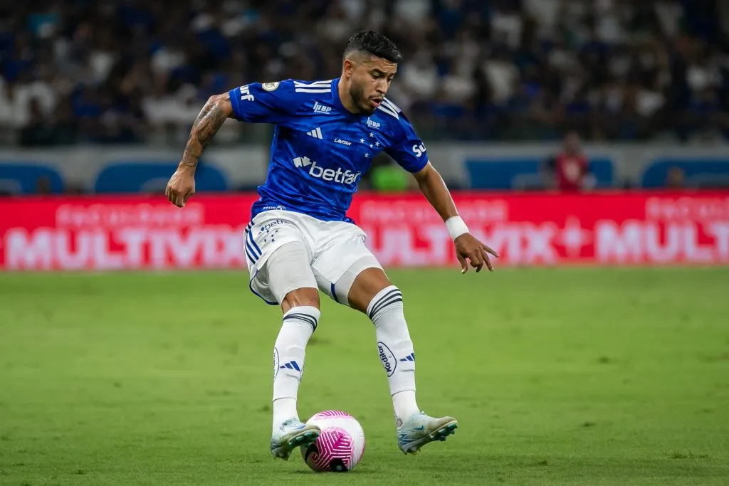 MG – BELO HORIZONTE – 18/10/2024 – BRASILEIRO A 2024, CRUZEIRO X BAHIA – William jogador do Cruzeiro durante partida contra o Bahia no estadio Mineirao pelo campeonato Brasileiro A 2024. Foto: Fernando Moreno/AGIF