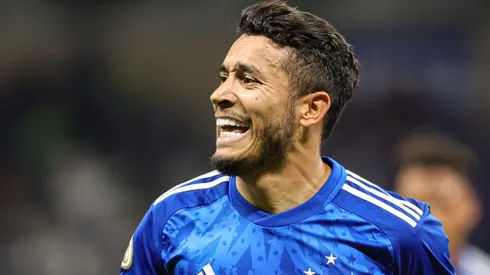 William jogador do Cruzeiro comemora seu gol durante partida contra o Fluminense no estadio Mineirao pelo campeonato Brasileiro A 2024.